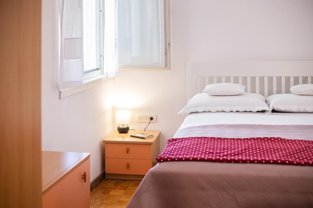 La Maison Central Split Apartment ภายนอก รูปภาพ