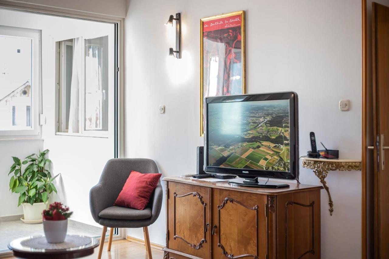 La Maison Central Split Apartment ภายนอก รูปภาพ